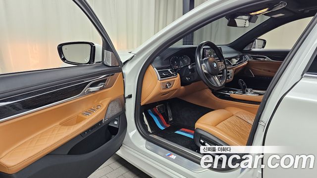 BMW 7 Series (G11) 730Ld xDrive M Sport 2022 — фото 10