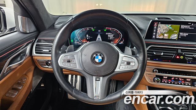 BMW 7 Series (G11) 730Ld xDrive M Sport 2022 — фото 13