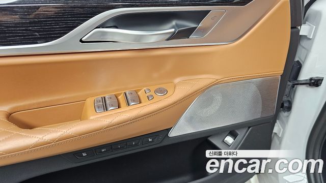 BMW 7 Series (G11) 730Ld xDrive M Sport 2022 — фото 28