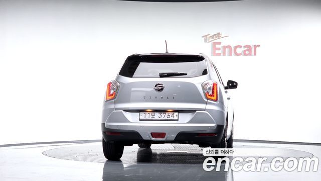 KG Mobility (SsangYong) Tivoli LX 2WD HI-DLX 2016 — фото 4