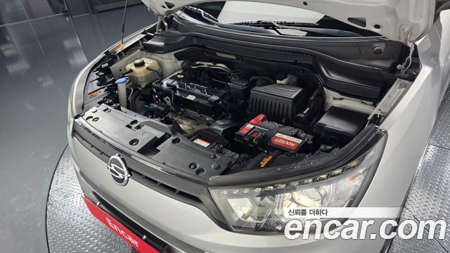 KG Mobility (SsangYong) Tivoli LX 2WD HI-DLX 2016 — фото 6