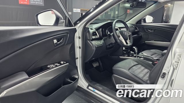 KG Mobility (SsangYong) Tivoli LX 2WD HI-DLX 2016 — фото 10