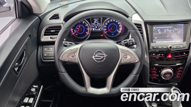 KG Mobility (SsangYong) Tivoli LX 2WD HI-DLX 2016 — фото 13
