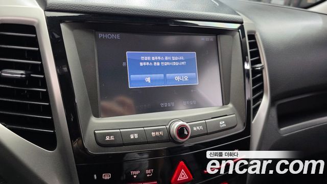 KG Mobility (SsangYong) Tivoli LX 2WD HI-DLX 2016 — фото 16
