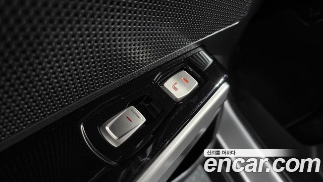 KG Mobility (SsangYong) Tivoli LX 2WD HI-DLX 2016 — фото 27