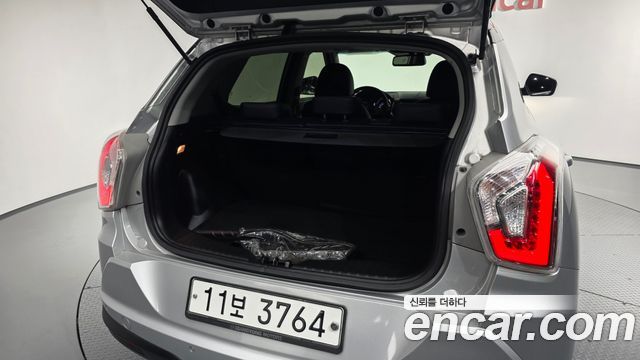 KG Mobility (SsangYong) Tivoli LX 2WD HI-DLX 2016 — фото 30