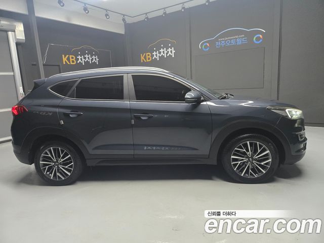 Hyundai Tucson Diesel 2.0 4WD Modern 2019 — фото 8