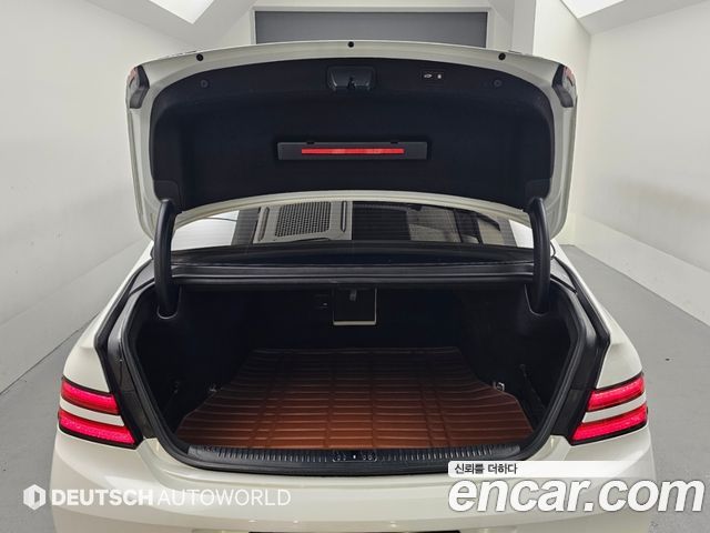 Genesis G90 3.8 AWD Luxury 2021 — фото 24