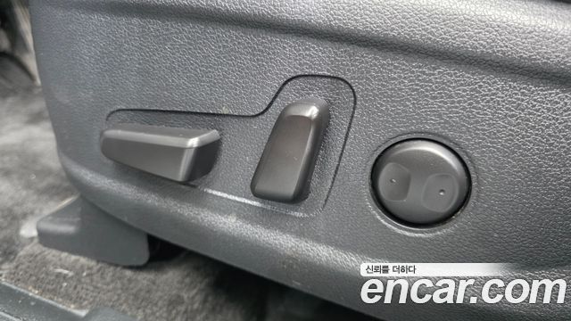 Hyundai Santa Fe Diesel 2.2 4WD Premium Choice 2021 — фото 33