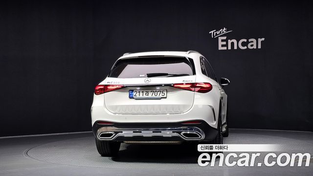 Mercedes-Benz GLC-Class (X254) GLC300 4MATIC AMG Line 2024 — фото 4