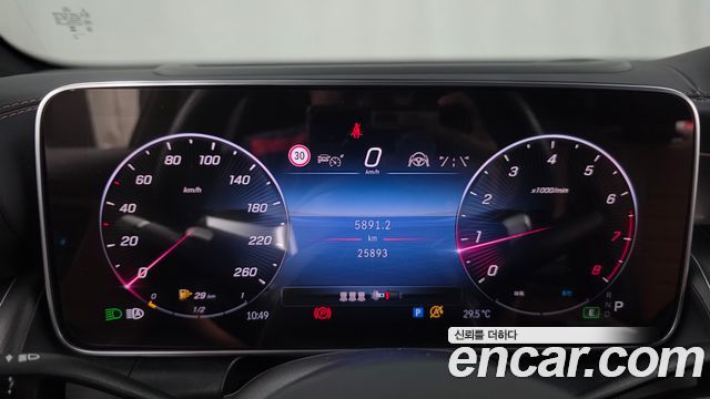 Mercedes-Benz GLC-Class (X254) GLC300 4MATIC AMG Line 2024 — фото 8