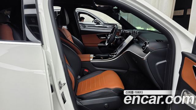 Mercedes-Benz GLC-Class (X254) GLC300 4MATIC AMG Line 2024 — фото 11