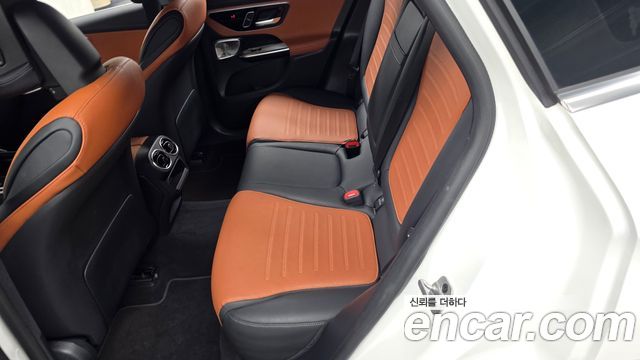 Mercedes-Benz GLC-Class (X254) GLC300 4MATIC AMG Line 2024 — фото 26