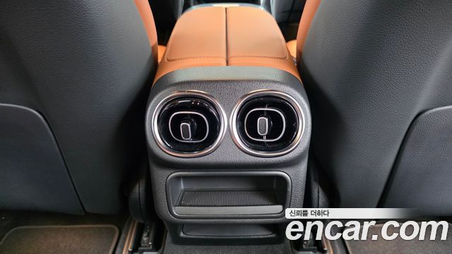 Mercedes-Benz GLC-Class (X254) GLC300 4MATIC AMG Line 2024 — фото 31