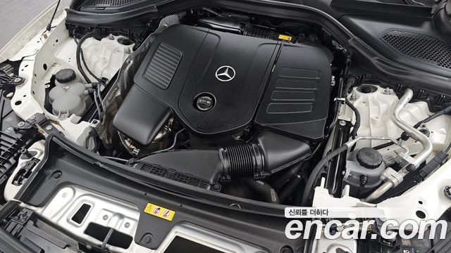 Mercedes-Benz GLC-Class (X254) GLC300 4MATIC Coupe 2024 — фото 6