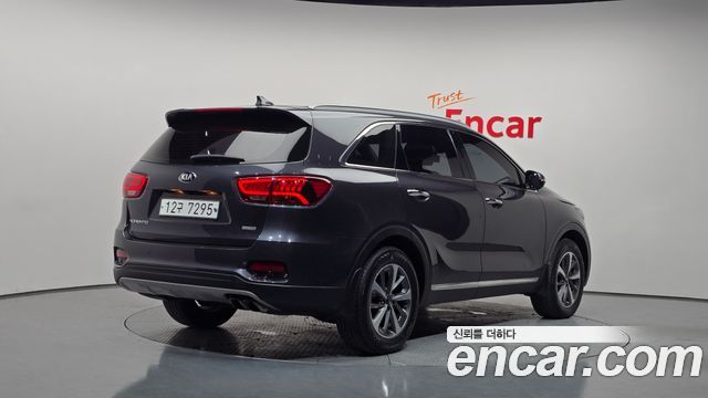 Kia Sorento Diesel 2.0 2WD Noblesse 2019 — фото 2