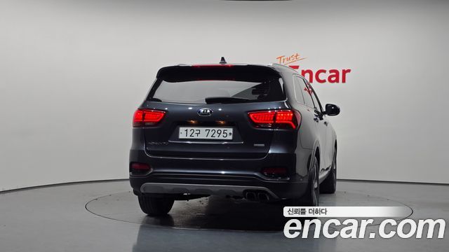 Kia Sorento Diesel 2.0 2WD Noblesse 2019 — фото 4