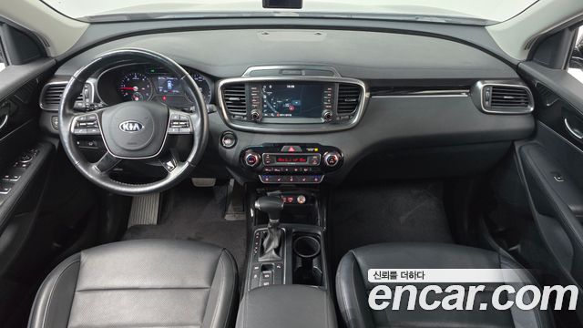 Kia Sorento Diesel 2.0 2WD Noblesse 2019 — фото 7