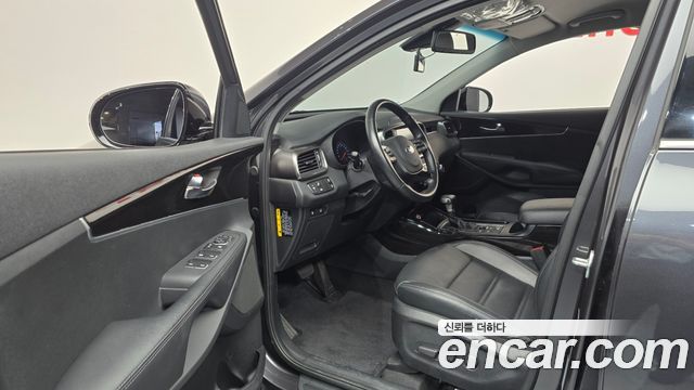 Kia Sorento Diesel 2.0 2WD Noblesse 2019 — фото 10
