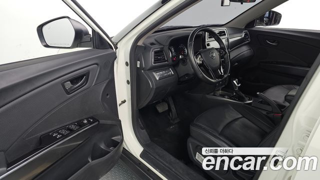 KG Mobility (SsangYong) Very New Tivoli Gasoline 1.5 2WD V3 2021 — фото 10