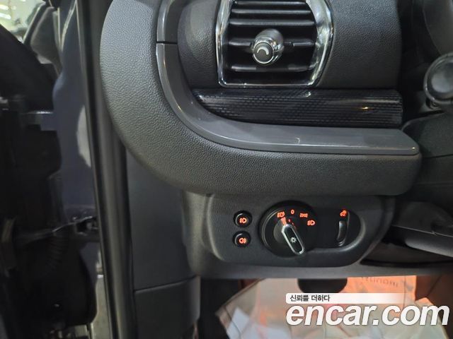 MINI Cooper S Clubman Standard 2nd 2019 — фото 20