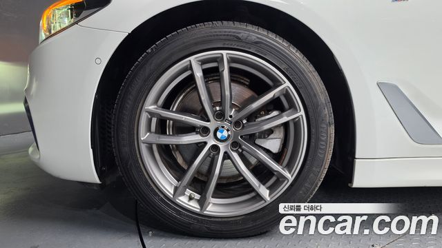 BMW 5 Series (G30) 520d M Sport Package Plus 2019 — фото 5