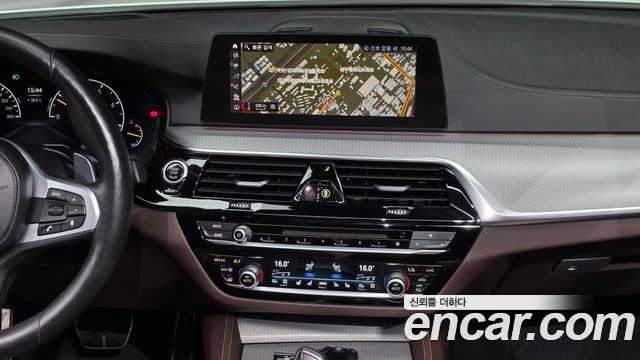 BMW 5 Series (G30) 520d M Sport Package Plus 2019 — фото 13