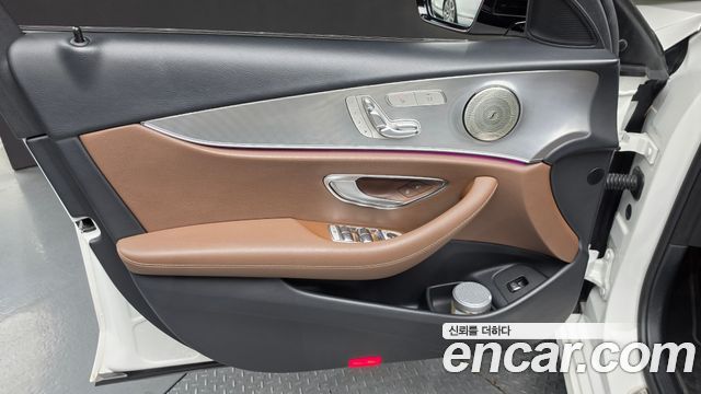 Mercedes-Benz E-Class (W213) E250 Avantgarde 2020 — фото 24