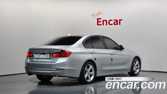 BMW 3 Series (F30) 320d 2012 — фото 2