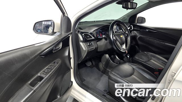 Chevrolet Spark Premier 2019 — фото 10