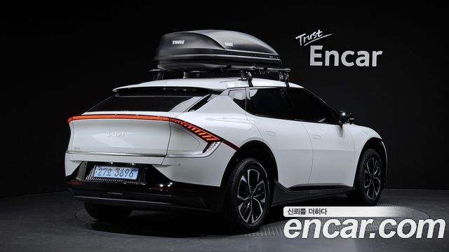 Kia EV6 Standard Earth 2023 — фото 2
