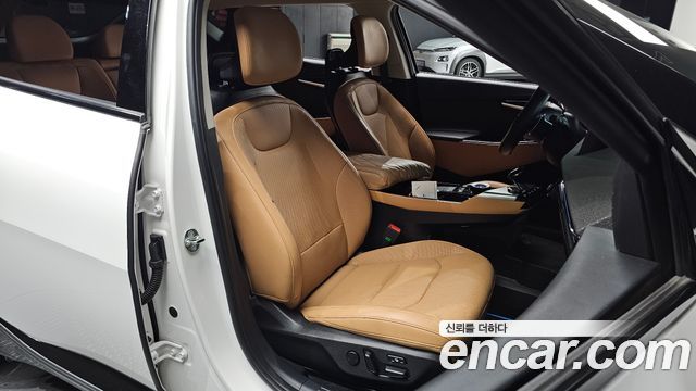 Kia EV6 Standard Earth 2023 — фото 10