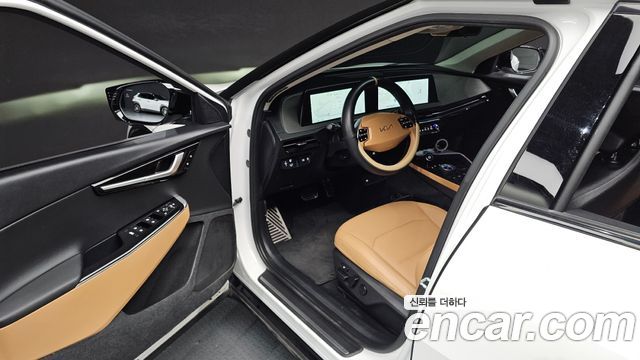 Kia EV6 Standard Earth 2023 — фото 11