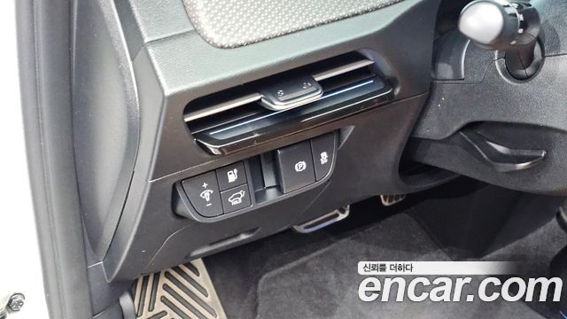 Kia EV6 Standard Earth 2023 — фото 14