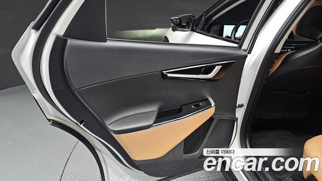 Kia EV6 Standard Earth 2023 — фото 25