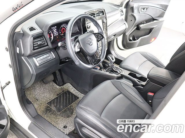 KG Mobility (SsangYong) Very New Tivoli Gasoline 1.5 2WD V3 2022 — фото 10