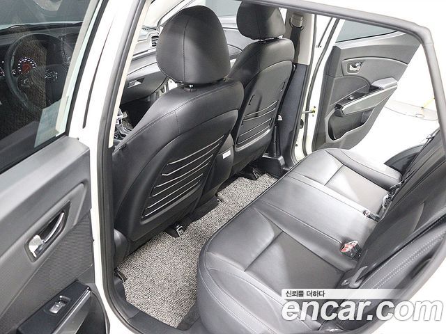 KG Mobility (SsangYong) Very New Tivoli Gasoline 1.5 2WD V3 2022 — фото 15