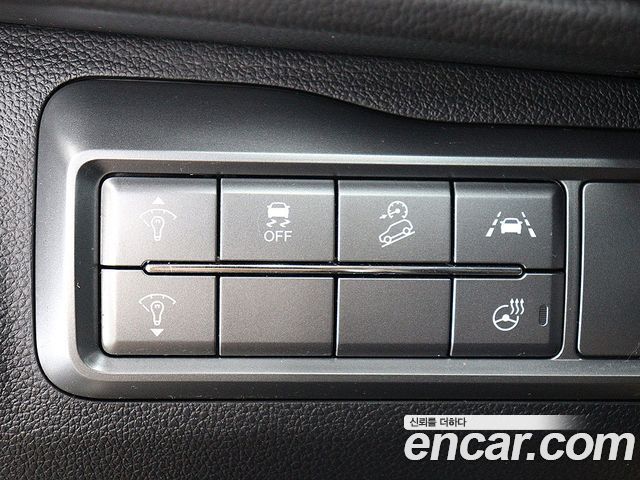 KG Mobility (SsangYong) Very New Tivoli Gasoline 1.5 2WD V3 2022 — фото 17