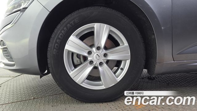Renault Korea SM6 2.0 LPe SE Plus 2022 — фото 5