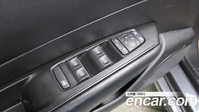 Renault Korea SM6 2.0 LPe SE Plus 2022 — фото 12