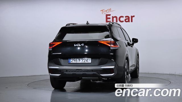 Kia Sportage (V) Diesel 2.0 2WD Signature Gravity 2023 — фото 4