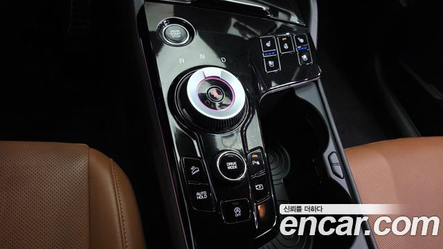 Kia Sportage (V) Diesel 2.0 2WD Signature Gravity 2023 — фото 9