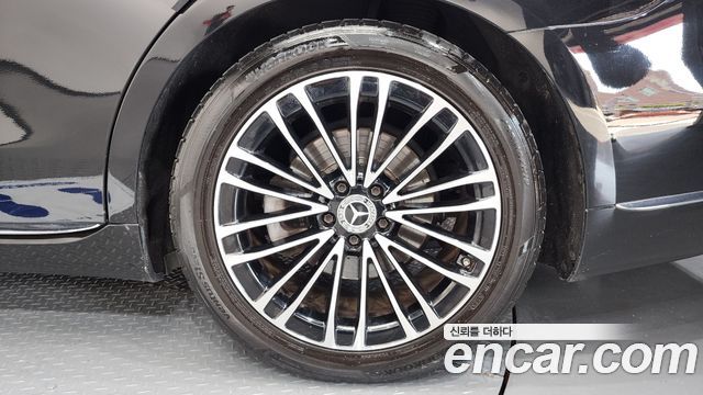 Mercedes-Benz S-Class (W223) S350 d 2022 — фото 21