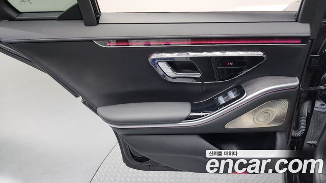 Mercedes-Benz S-Class (W223) S350 d 2022 — фото 25