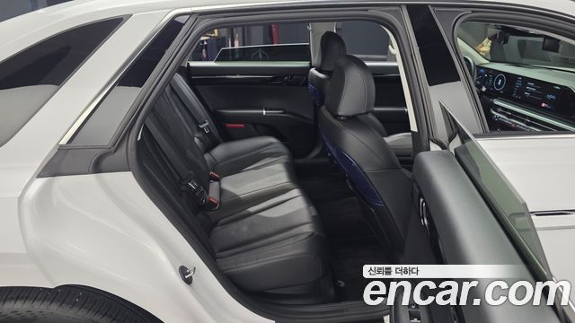 Hyundai Grandeur (GN7) 3.5 LPG 2WD Exclusive 2025 — фото 12