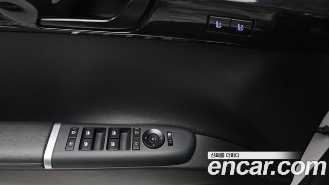 Hyundai Grandeur (GN7) 3.5 LPG 2WD Exclusive 2025 — фото 30
