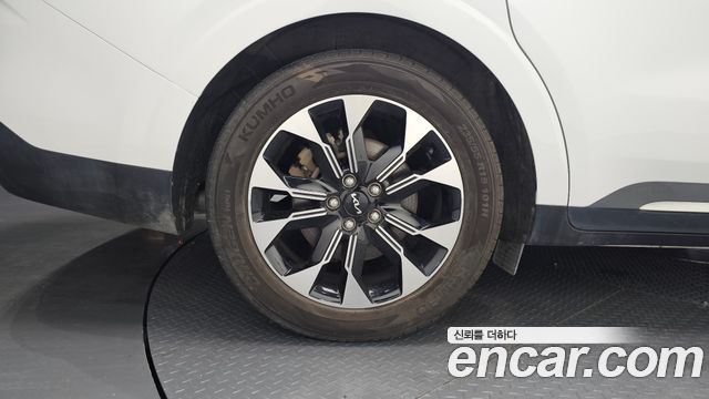 Kia Carnival (IV) Diesel 7-Seater Signature 2023 — фото 5