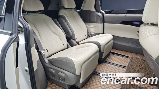 Kia Carnival (IV) Diesel 7-Seater Signature 2023 — фото 11