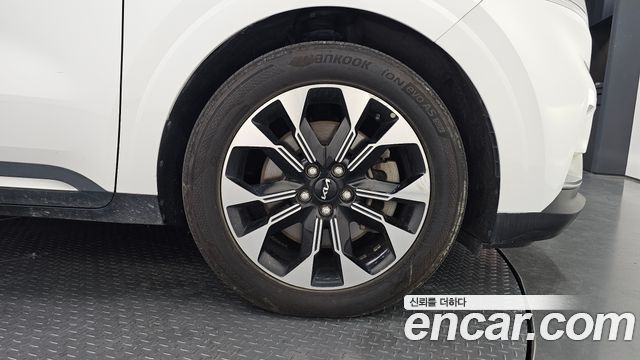 Kia Carnival (IV) Diesel 7-Seater Signature 2023 — фото 21