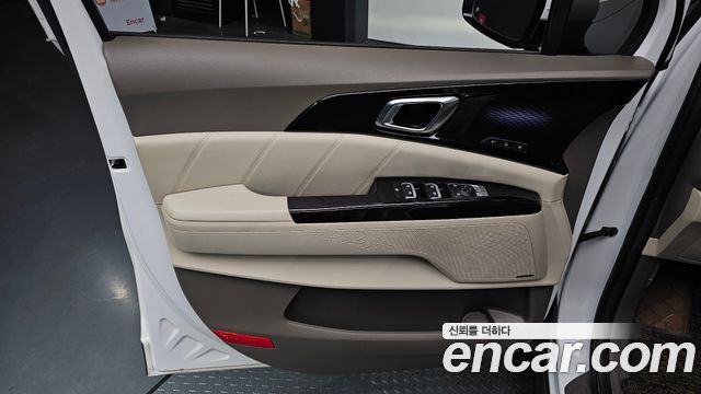 Kia Carnival (IV) Diesel 7-Seater Signature 2023 — фото 25
